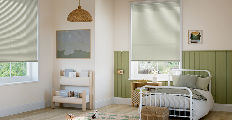colored venetian blind