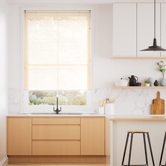 エッセンス　ベージュ アルミブラインド