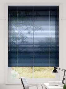 【カーテンレール可】エッセンス　ネイビー アルミブラインド サムネイル写真