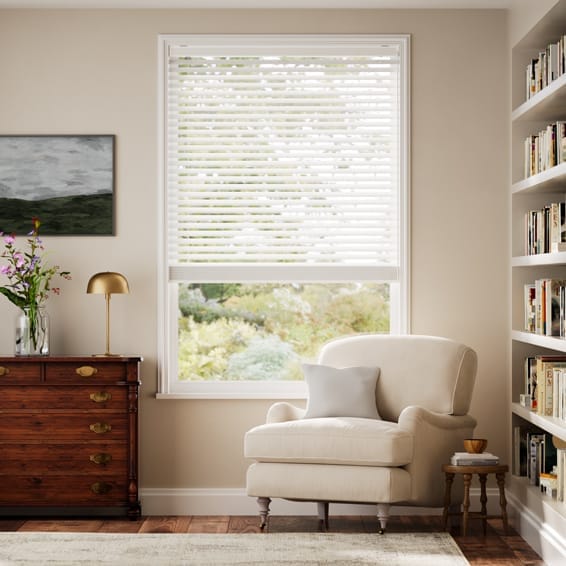 【カーテンレール可】ラスティック　ホワイト ウッドブラインド