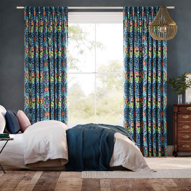 エルム・ハウス ナイトタイム・ブルー カーテン サムネイル写真