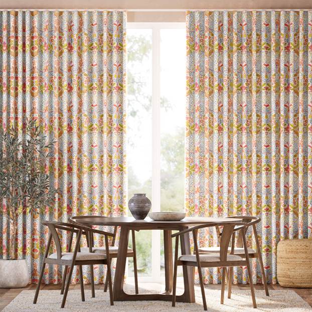 エルム・ハウス ラスト カーテン サムネイル写真