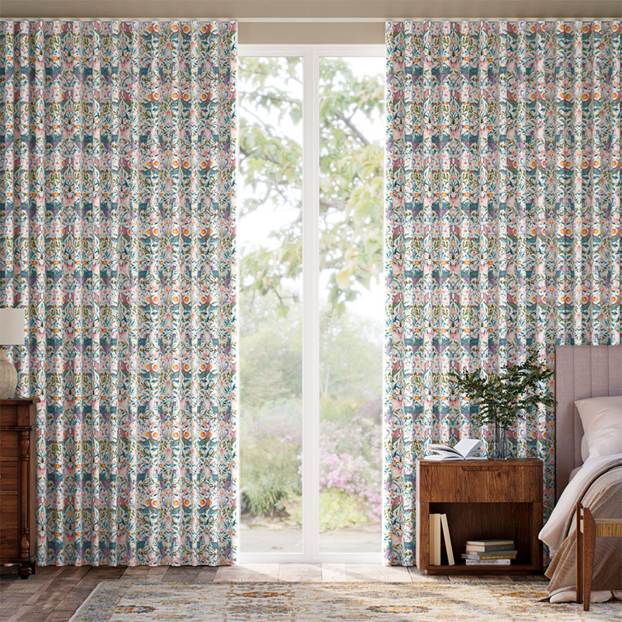 フォービドゥン・フルーツ ジュエル カーテン サムネイル写真