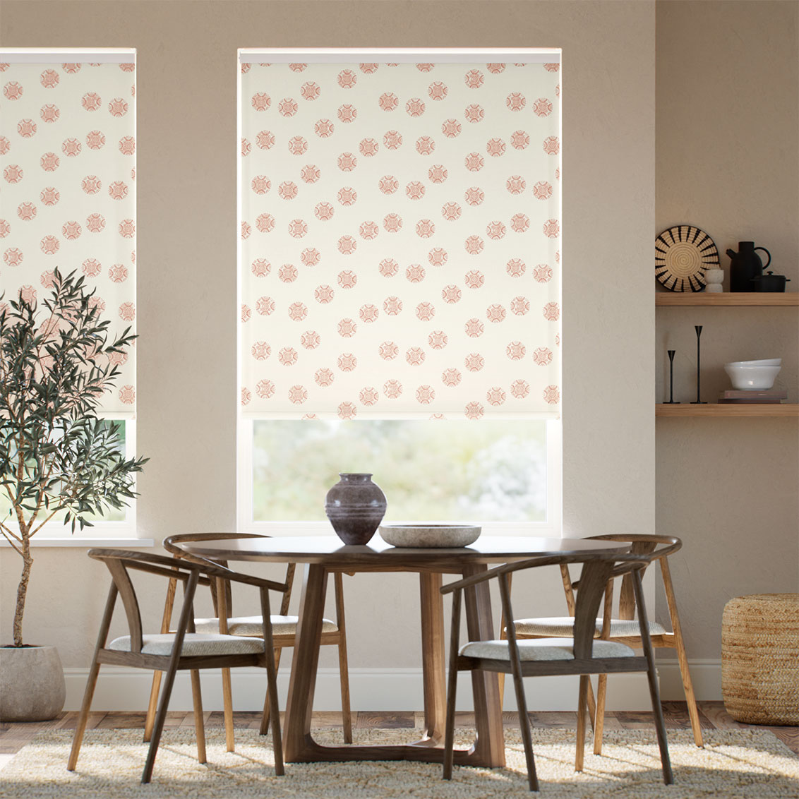 和蝶 紅赤 ロールスクリーン