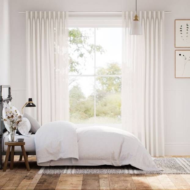 ミハス スノー カーテン サムネイル写真