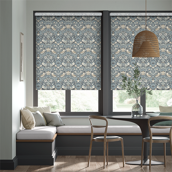 ウィリアムモリス　いちご泥棒　トワニーブルー ロールスクリーン