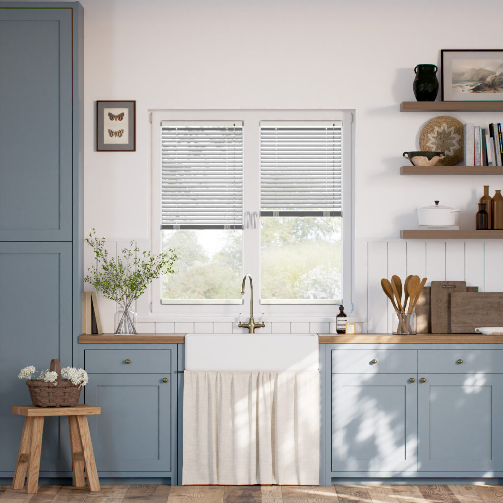 【窓貼りタイプ】エッセンス　ブラッシュチタン アルミブラインド