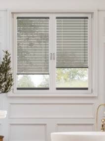 【窓貼りタイプ】エッセンス　パールグラファイト アルミブラインド サムネイル写真