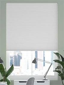 【窓貼りタイプ】遮光 ホワイトダヴ コードレス ハニカム Stick2Fit Pleated サムネイル写真