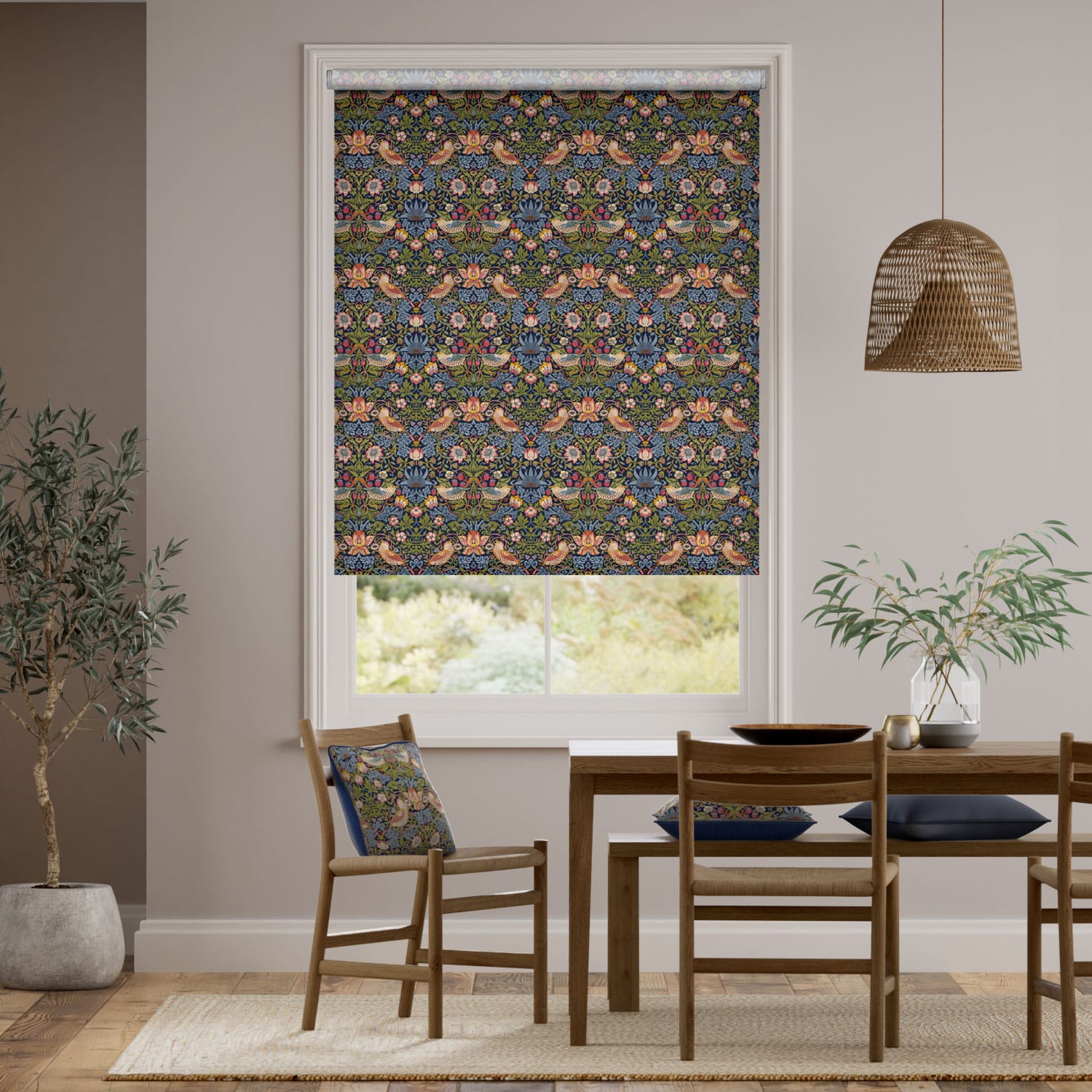 【つっぱり式】ウィリアムモリス　いちご泥棒　ジュエル ロールスクリーン