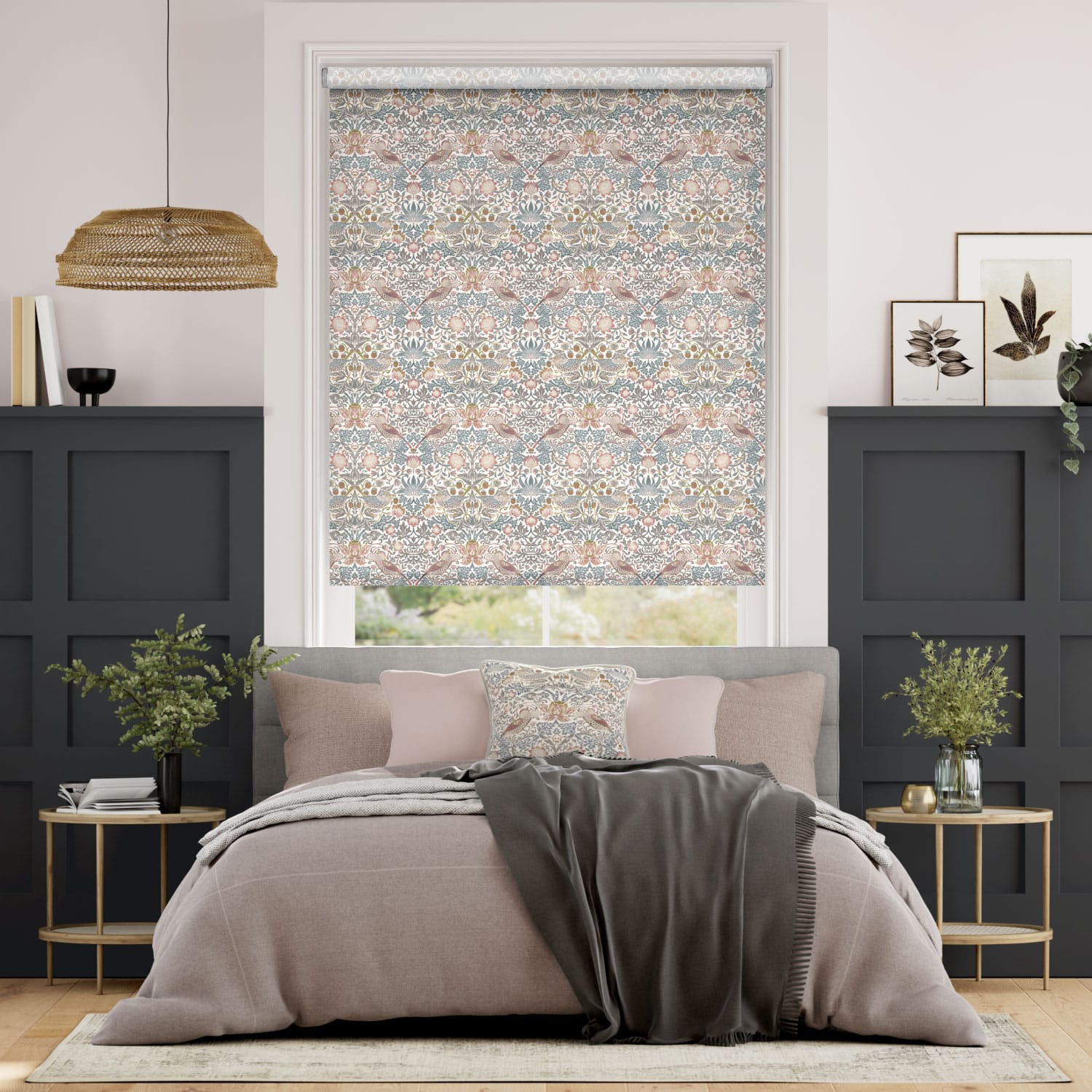 【つっぱり式】ウィリアムモリス いちご泥棒 ローズチョーク ロールスクリーン