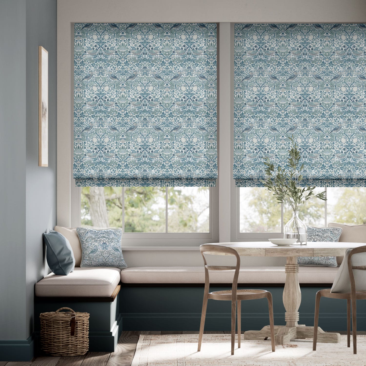 ウィリアムモリス　いちご泥棒　スカイ ローマンシェード